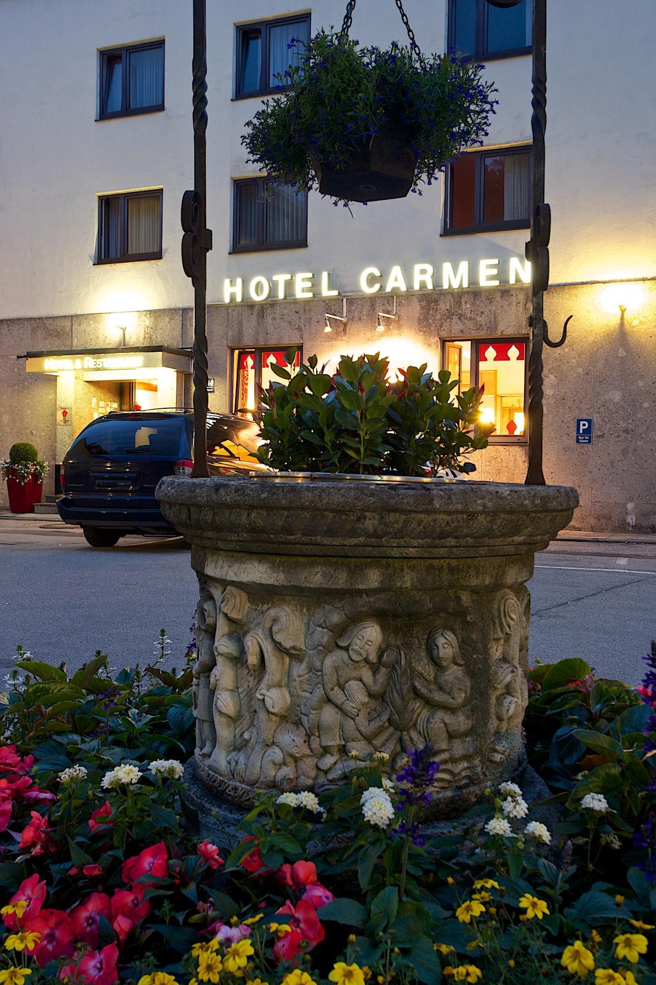 Carmen Hotel 3*